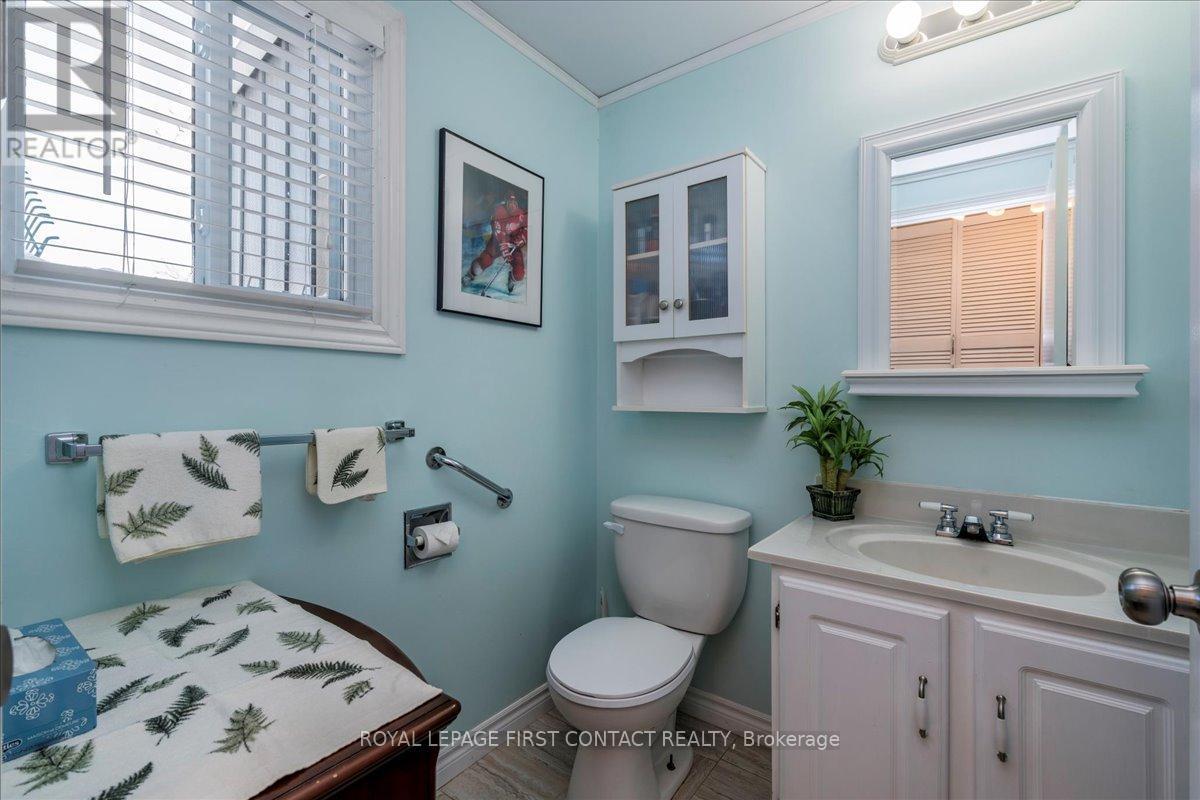 












5 TERRA NOVA ARM

,
Innisfil,




Ontario
L9S1S1

