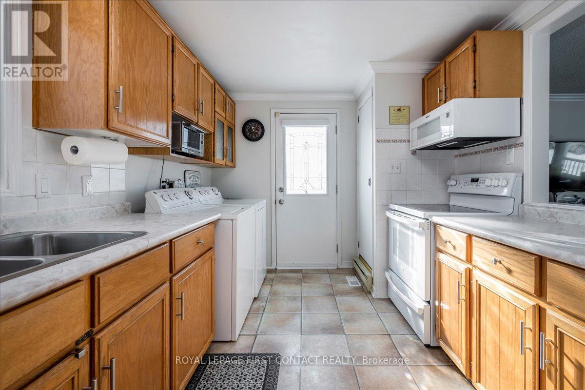 












5 TERRA NOVA ARM

,
Innisfil,




Ontario
L9S1S1

