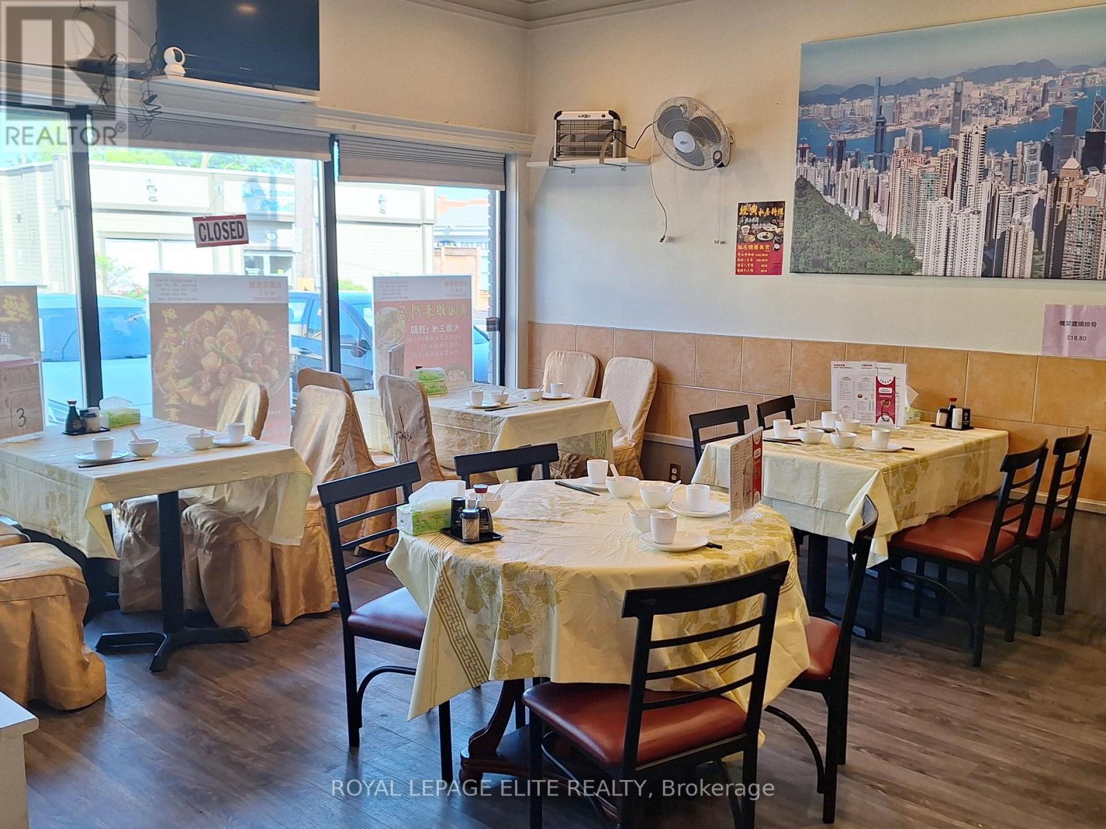 












8 WASHINGTON STREET

,
Markham,




Ontario
L3P2R2

