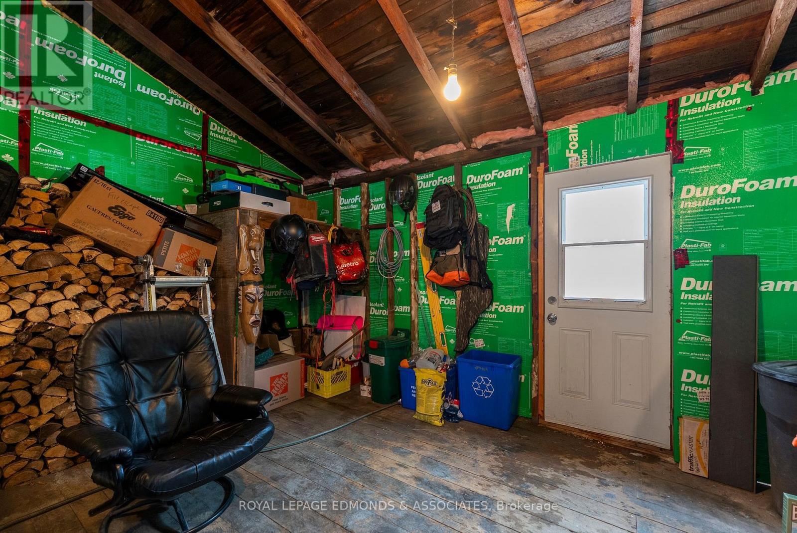 












107 BONNECHERE STREET E

,
Bonnechere Valley,




Ontario
K0J1T0

