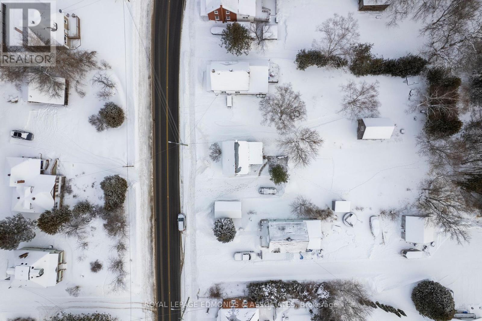 












107 BONNECHERE STREET E

,
Bonnechere Valley,




Ontario
K0J1T0

