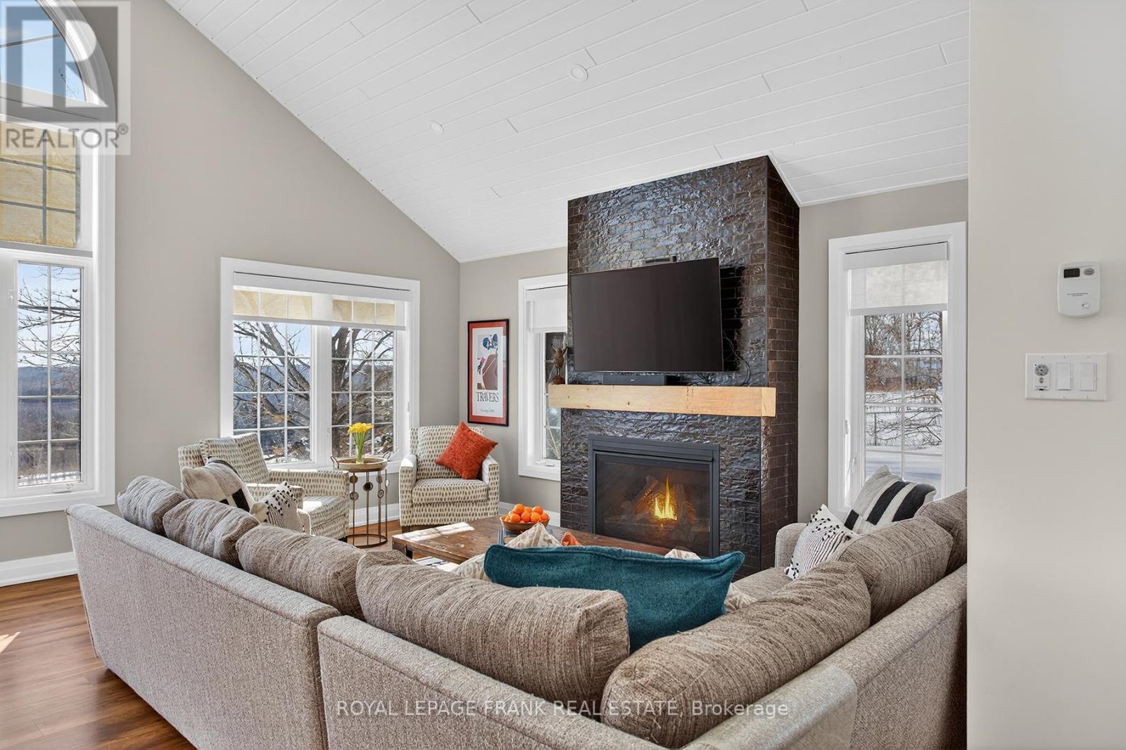 












747 MORTON 10TH LINE

,
Cavan Monaghan (Cavan Twp),




Ontario
L0A1C0

