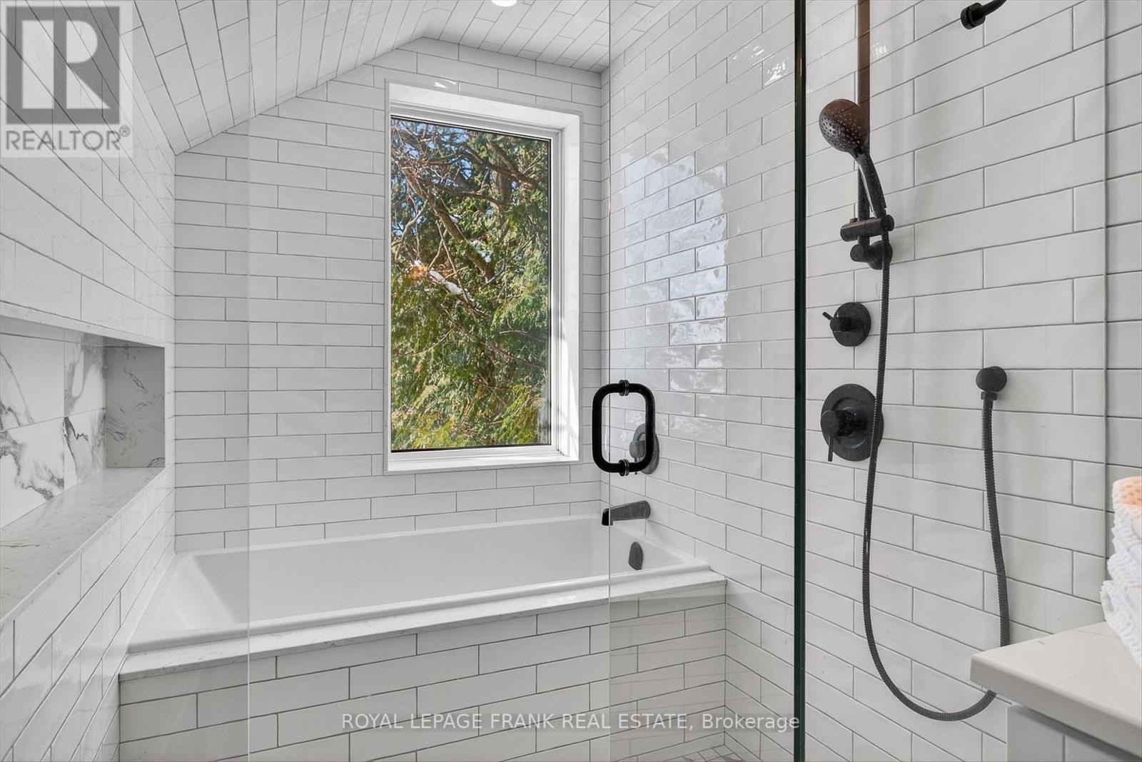 












747 MORTON 10TH LINE

,
Cavan Monaghan (Cavan Twp),




Ontario
L0A1C0

