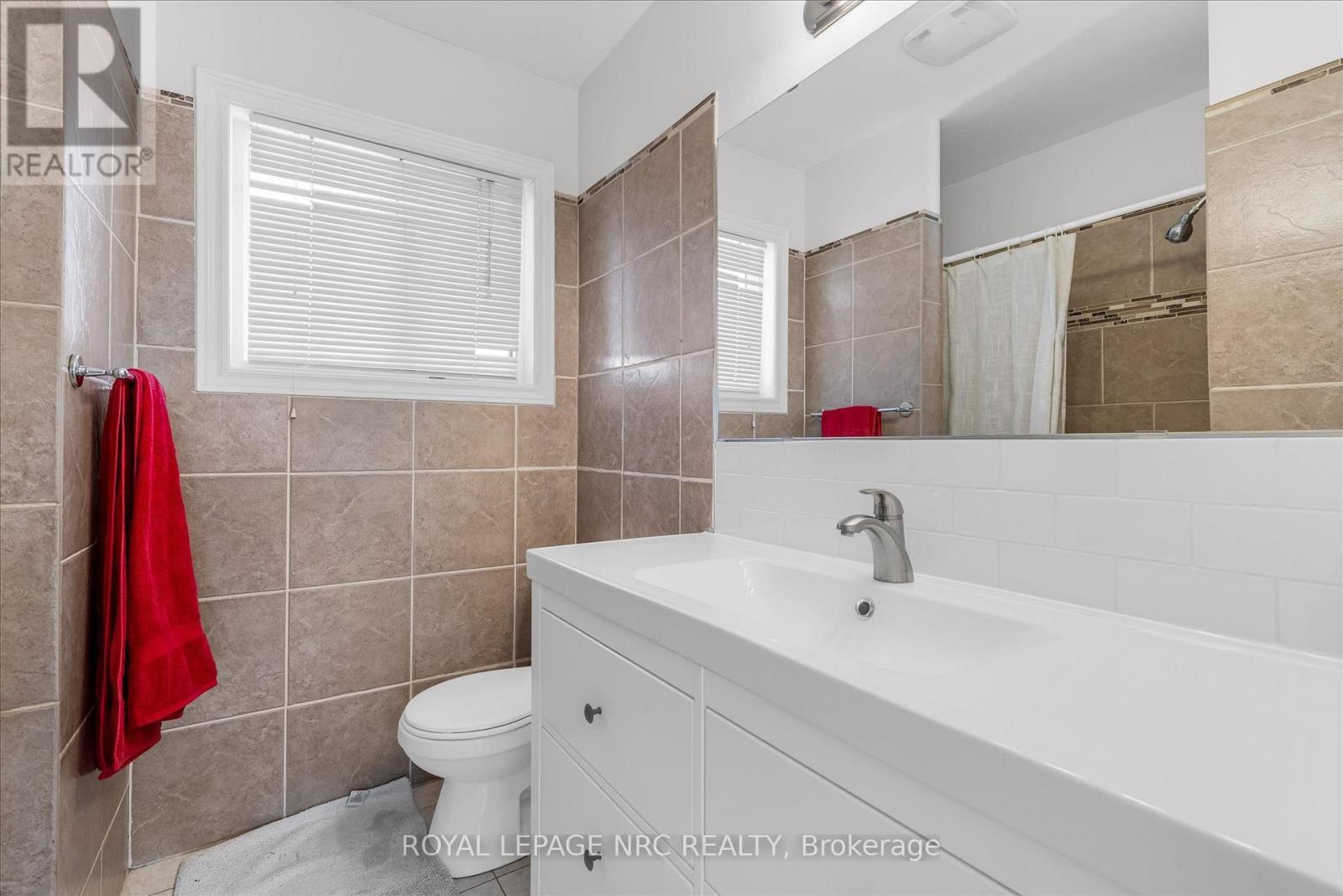 












162 RYERSON STREET

,
Thorold (Thorold Downtown),




Ontario
L2V3Y3

