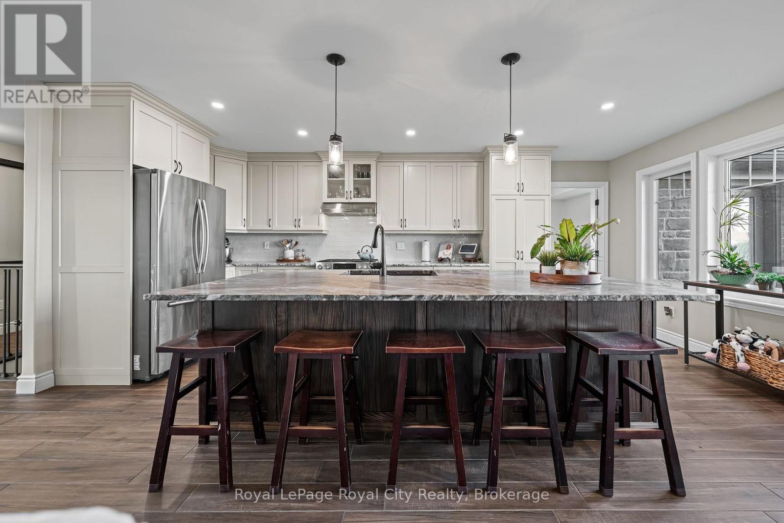 












103 MARSHALL HEIGHTS ROAD

,
West Grey,




Ontario
N0G1R0

