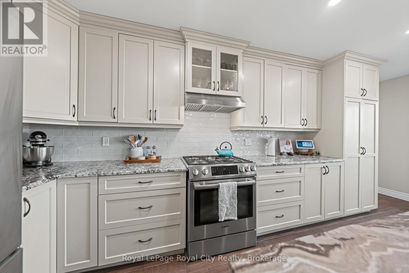 












103 MARSHALL HEIGHTS ROAD

,
West Grey,




Ontario
N0G1R0

