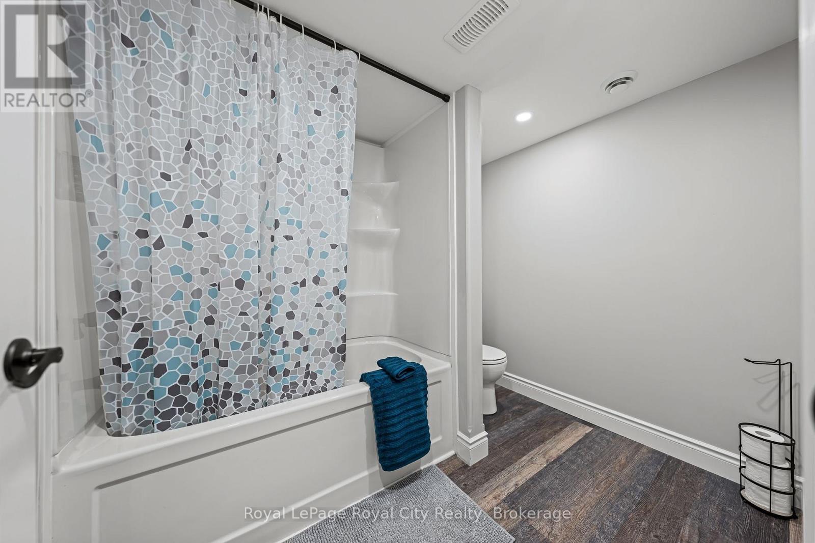 












103 MARSHALL HEIGHTS ROAD

,
West Grey,




Ontario
N0G1R0

