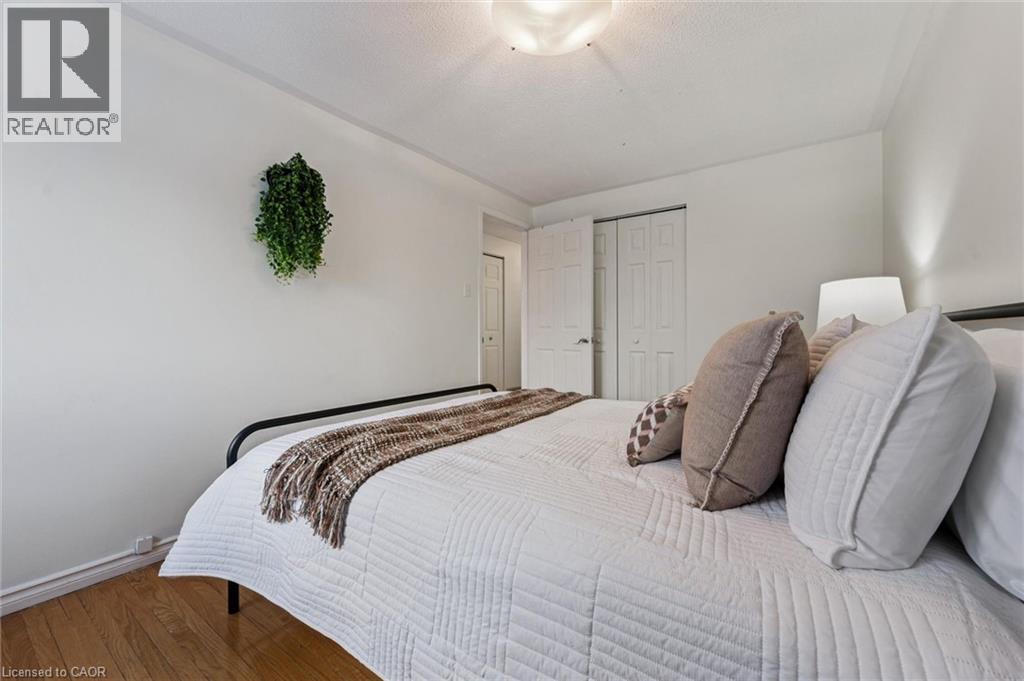 












121 BAGOT Street Unit# 30

,
Guelph,




Ontario
N1H5T8

