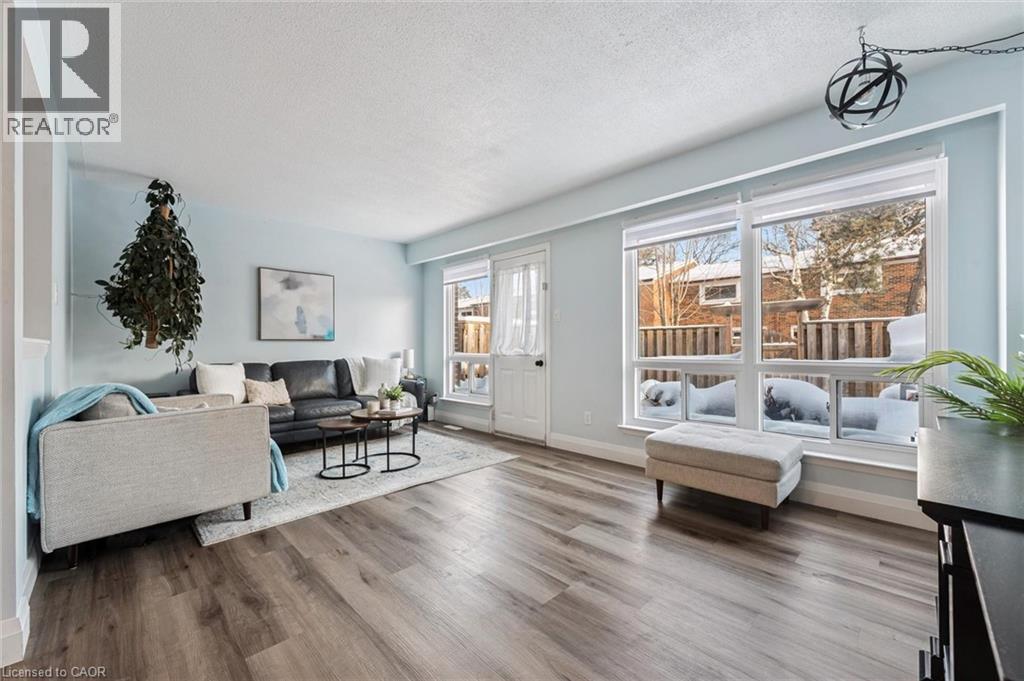 












121 BAGOT Street Unit# 30

,
Guelph,




Ontario
N1H5T8

