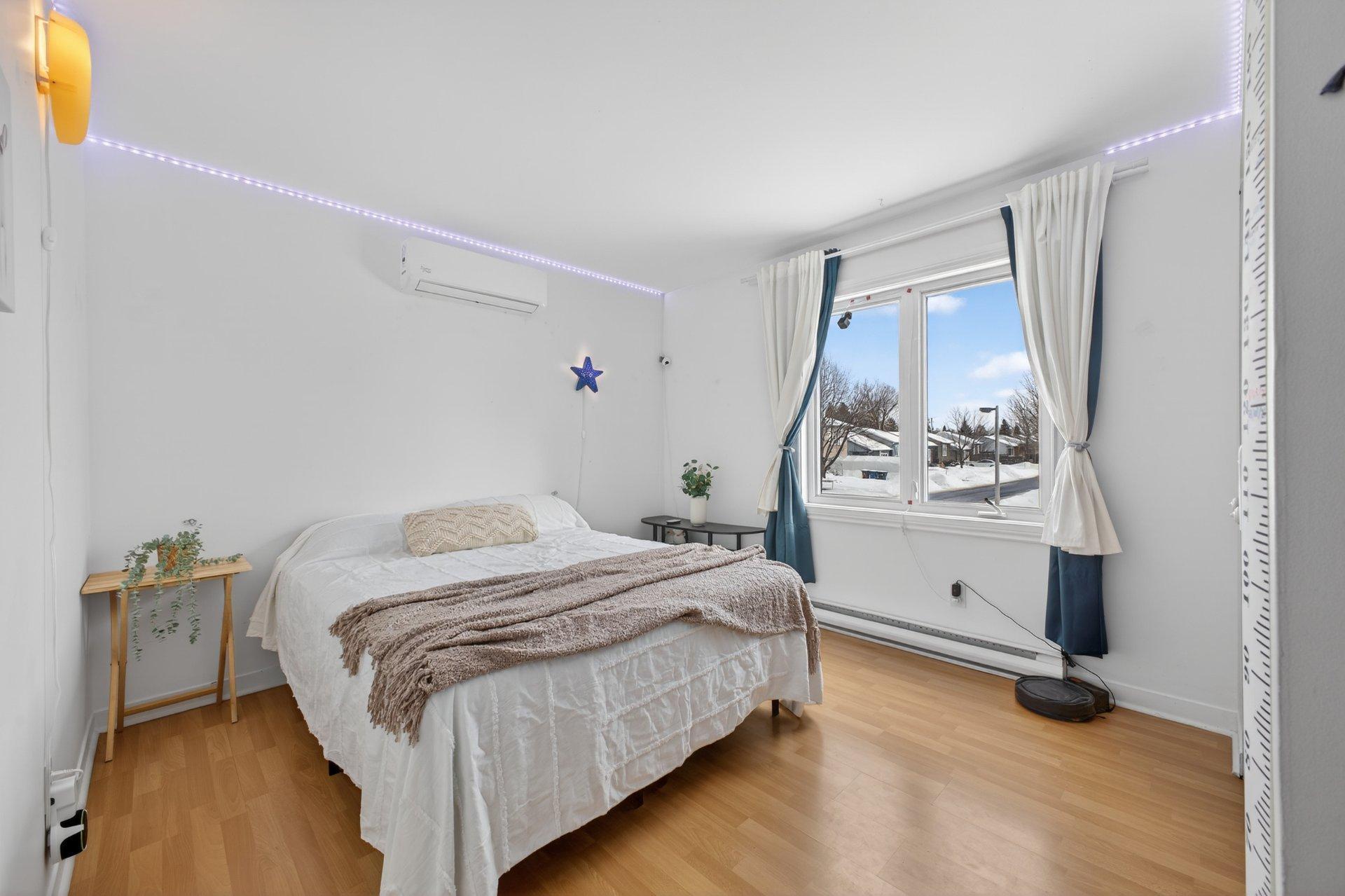 









118


Rue Guy

,
Vaudreuil-Dorion,




QC
J7V8B1

