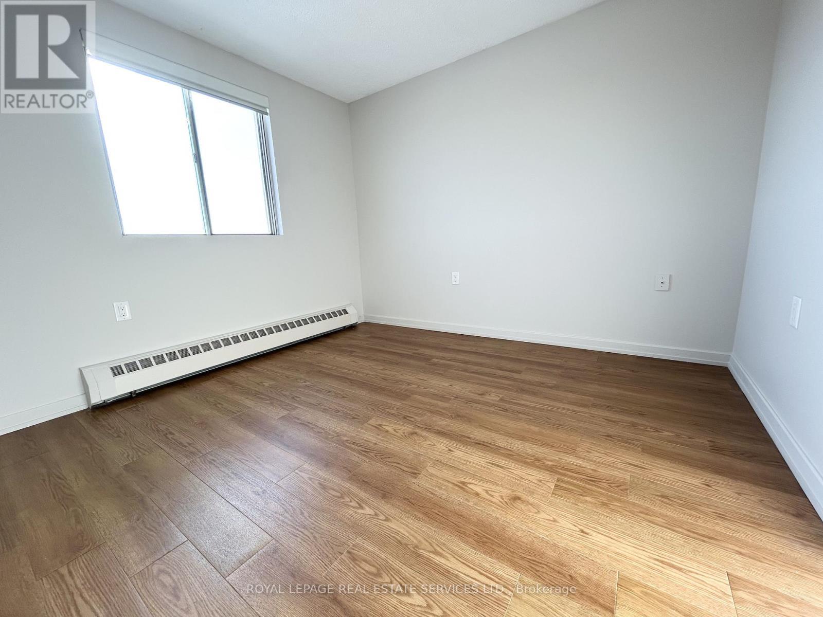 












609 - 82 MILLSIDE DRIVE

,
Milton,




Ontario
L9T4A1

