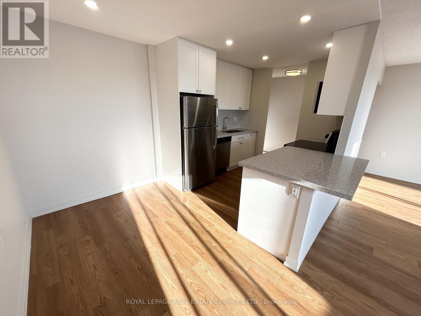 












609 - 82 MILLSIDE DRIVE

,
Milton,




Ontario
L9T4A1

