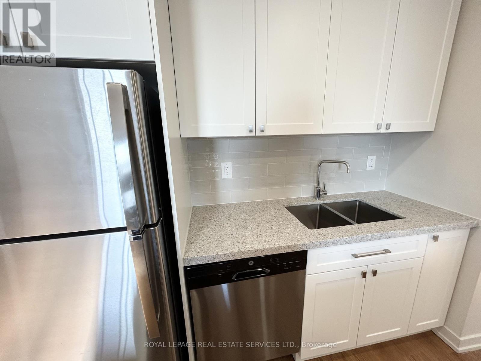 












609 - 82 MILLSIDE DRIVE

,
Milton,




Ontario
L9T4A1

