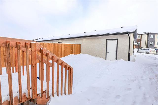 









204


Grey Heron

DR,
Winnipeg,




MB
R3X 0H6

