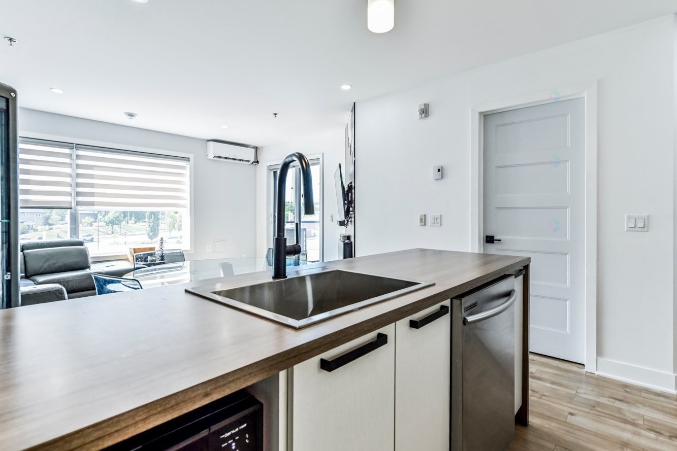 









50


Ch. de la Carrière

, 209,
Carignan,




QC
J3L0N5

