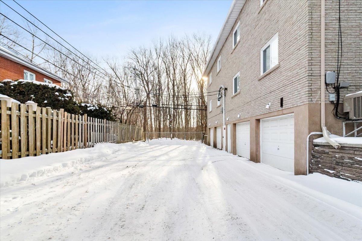 









7314


Rue Chouinard

,
Montréal (LaSalle),




QC
H8N2Z4

