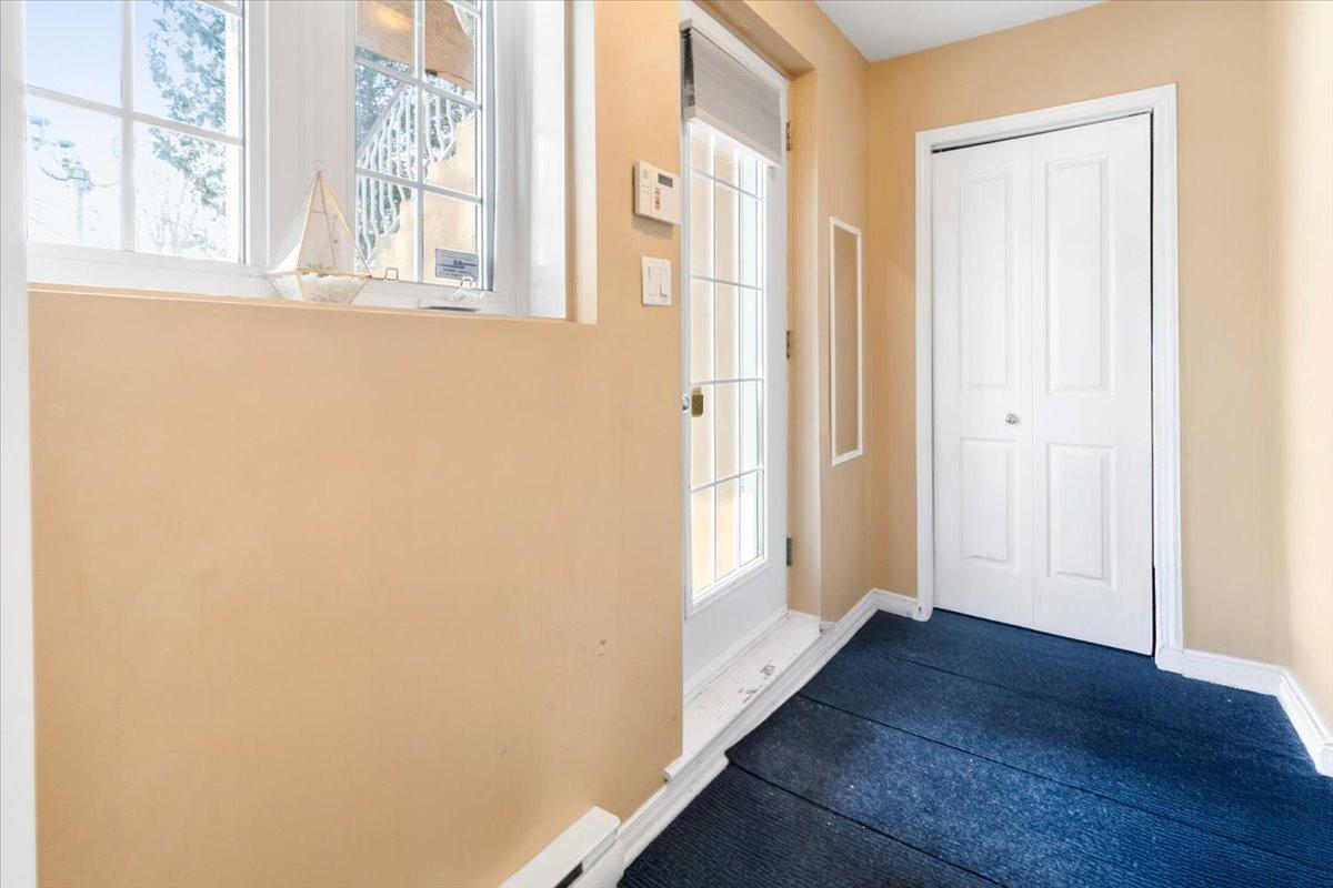 









7314


Rue Chouinard

,
Montréal (LaSalle),




QC
H8N2Z4

