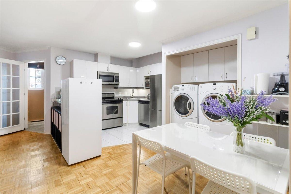 









7314


Rue Chouinard

,
Montréal (LaSalle),




QC
H8N2Z4

