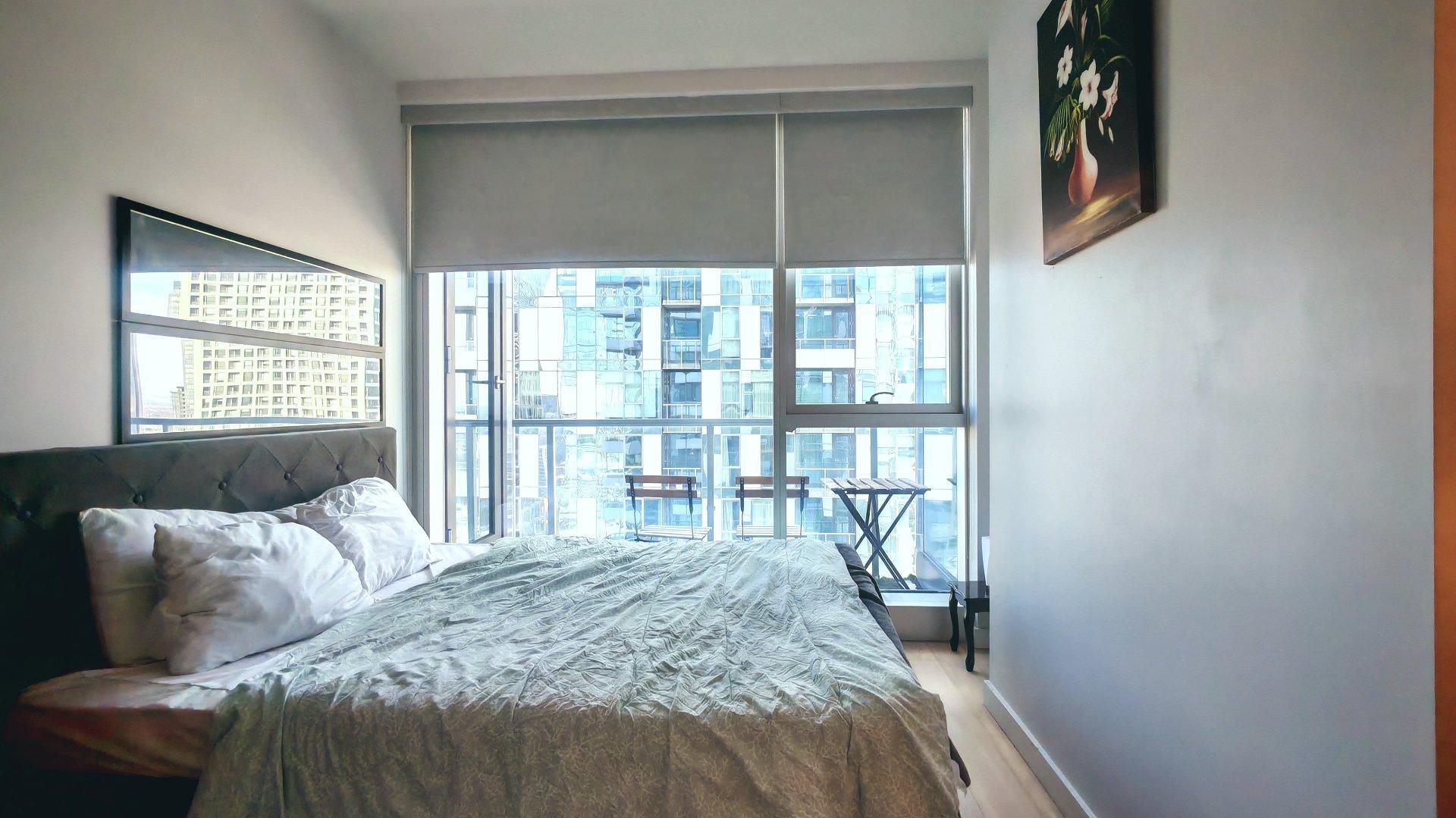 









1450


Boul. René-Lévesque O.

, 2707,
Montréal (Ville-Marie),




QC
H3G0E1

