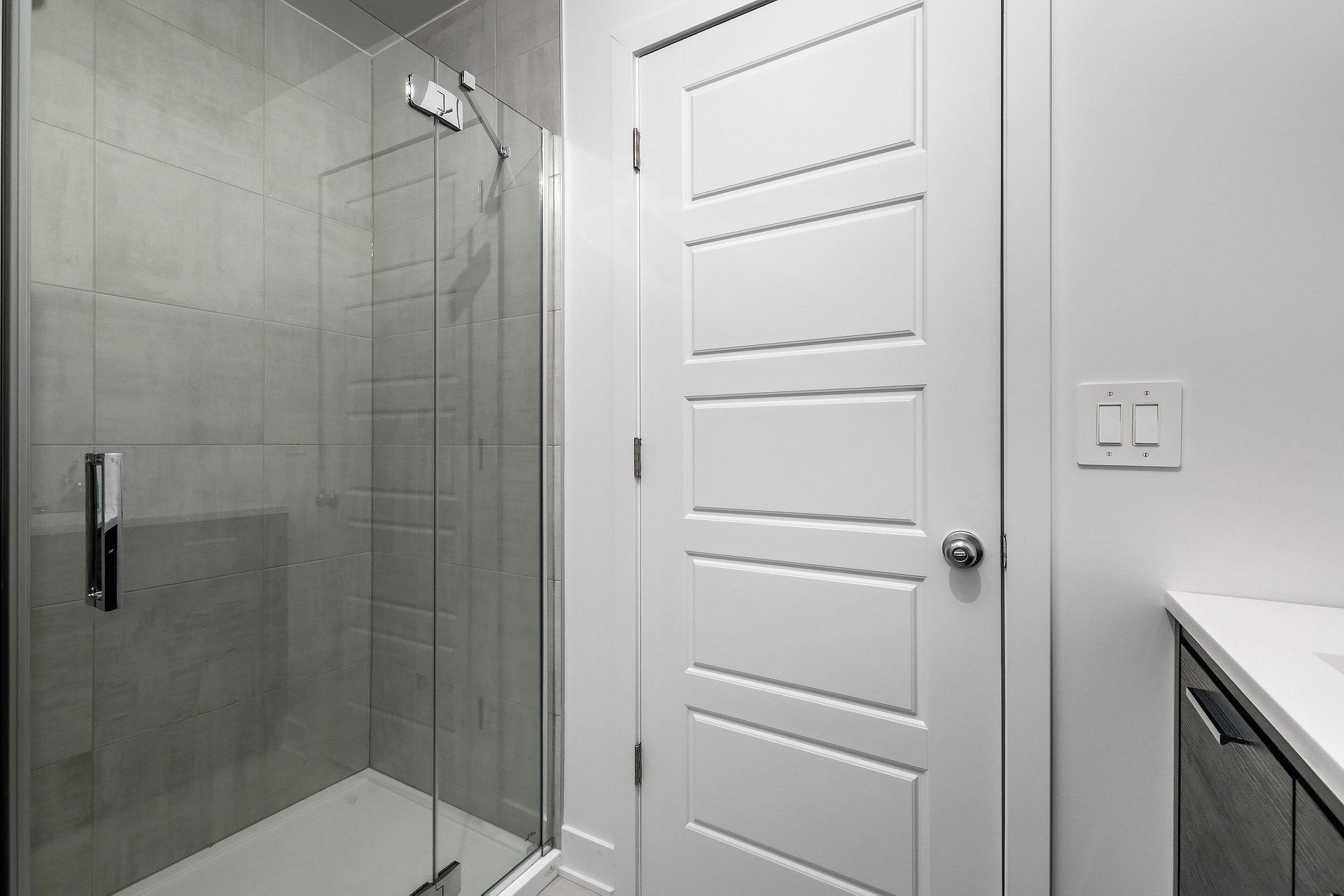 









6100


Rue de Lusa

, 7,
Brossard,




QC
J4Y0L8

