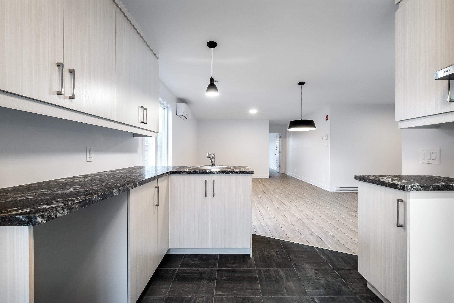 









6100


Rue de Lusa

, 7,
Brossard,




QC
J4Y0L8

