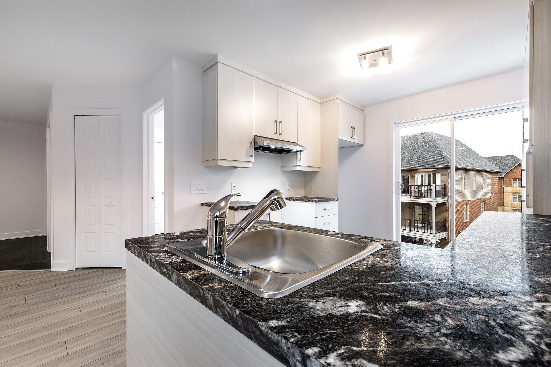 









6100


Rue de Lusa

, 7,
Brossard,




QC
J4Y0L8

