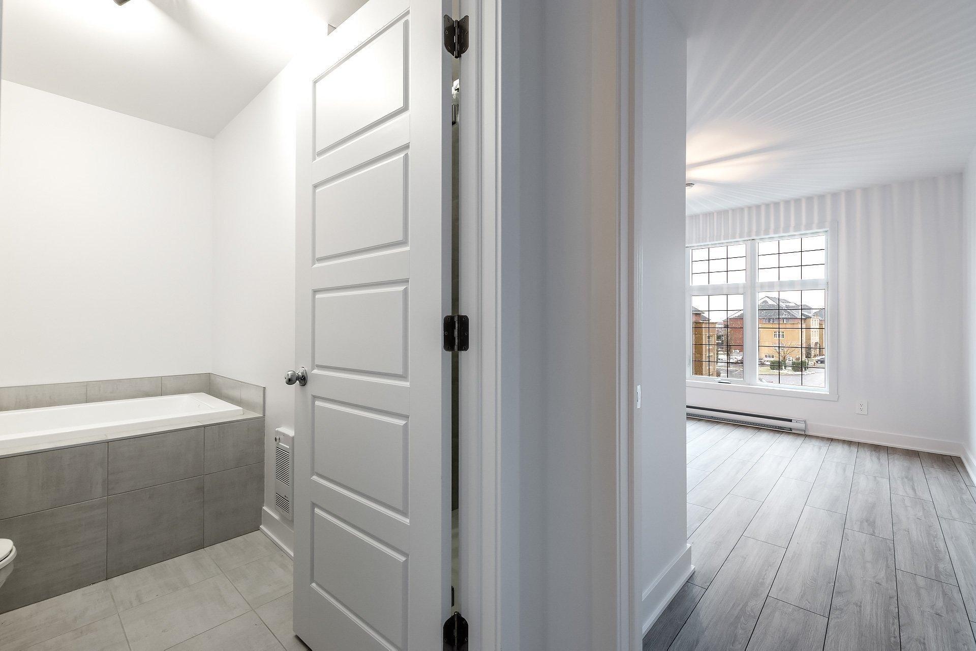 









6100


Rue de Lusa

, 7,
Brossard,




QC
J4Y0L8

