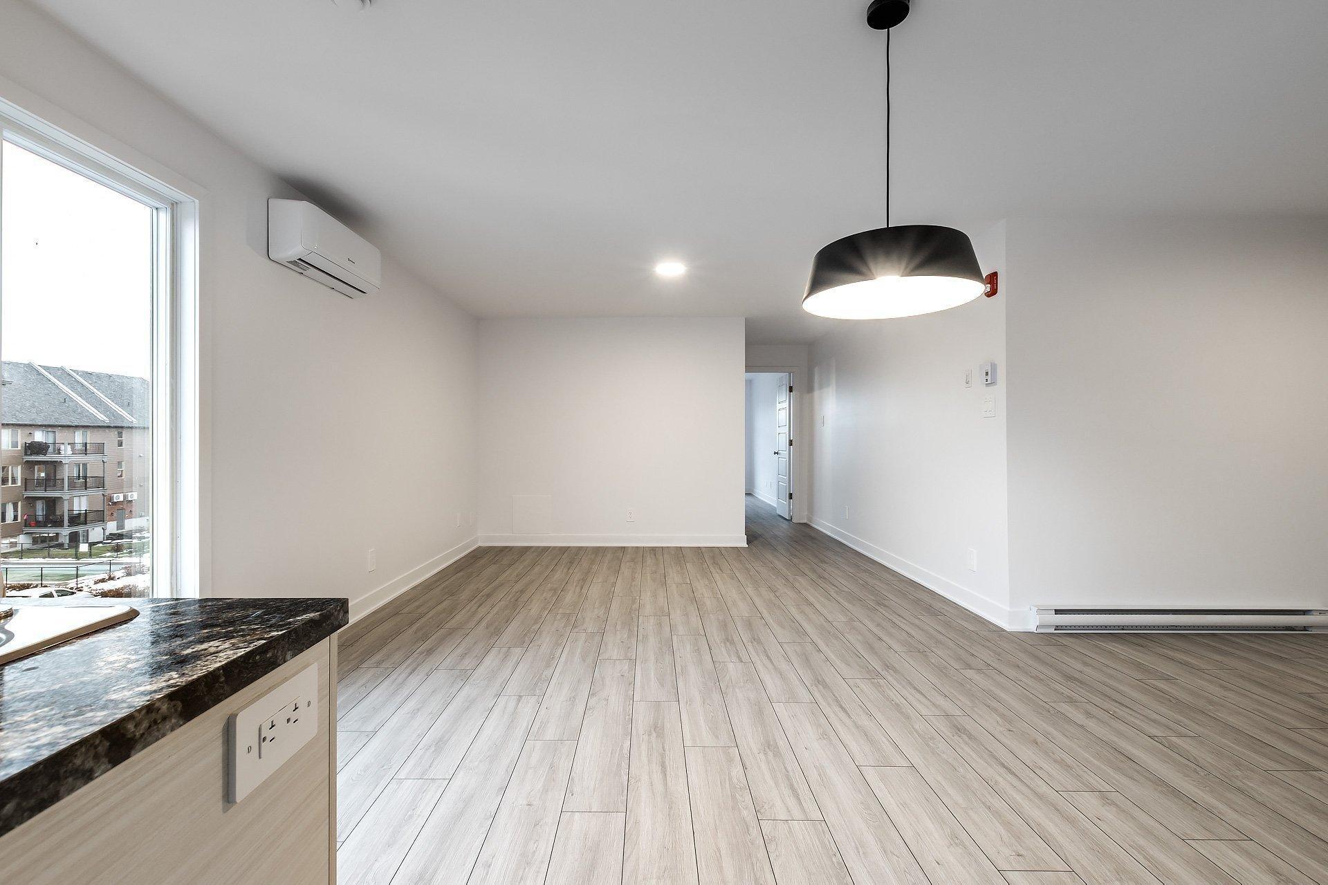 









6100


Rue de Lusa

, 7,
Brossard,




QC
J4Y0L8

