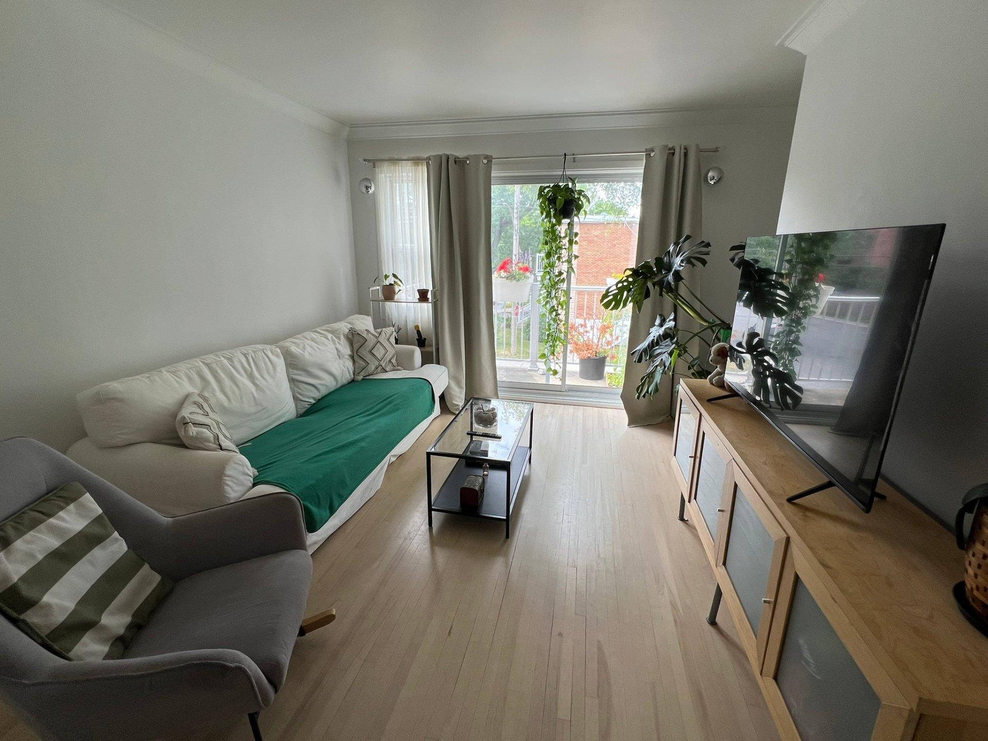 









5003


Rue Louis-Veuillot

,
Montréal (Mercier/Hochelaga-Maisonneuve),




QC
H1M2N4

