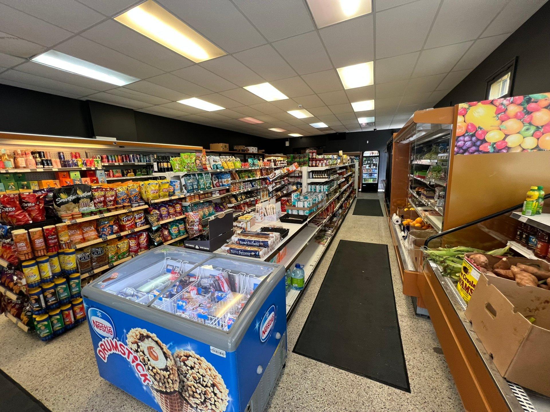 









5003


Rue Louis-Veuillot

,
Montréal (Mercier/Hochelaga-Maisonneuve),




QC
H1M2N4

