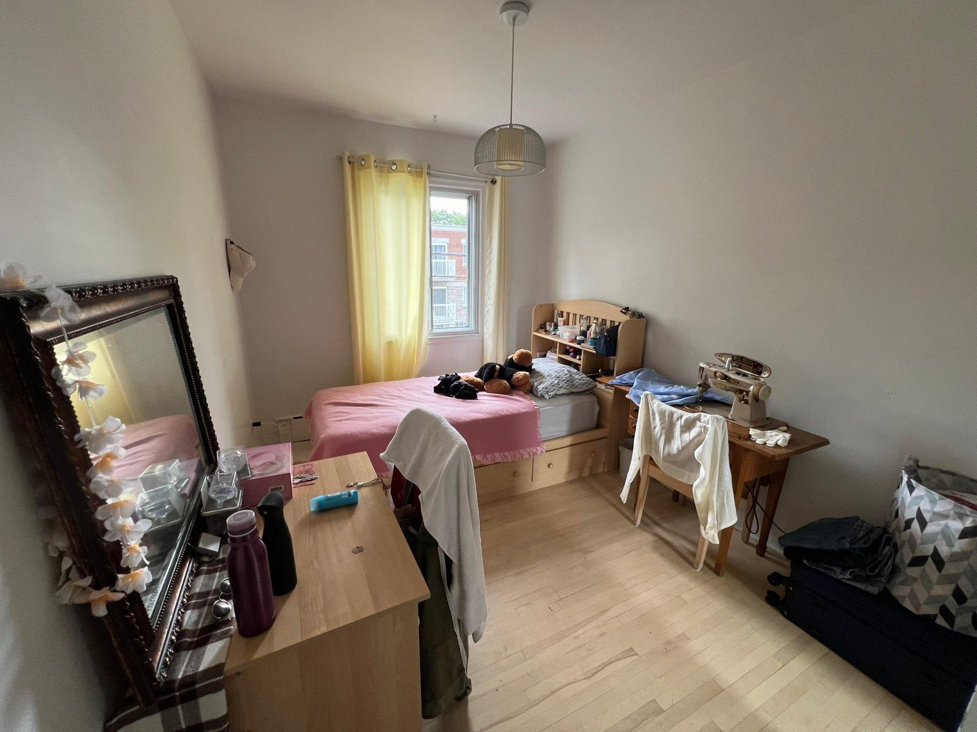 









5003


Rue Louis-Veuillot

,
Montréal (Mercier/Hochelaga-Maisonneuve),




QC
H1M2N4

