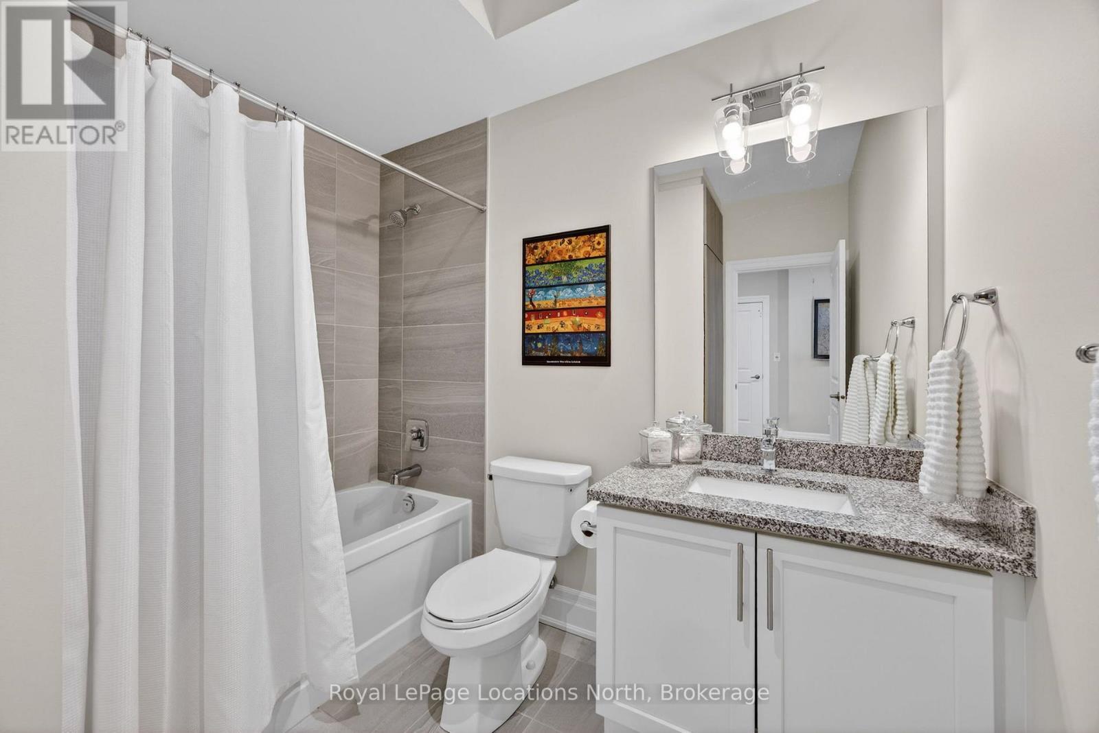 












4 HURONIC COURT

,
Collingwood,




Ontario
L9Y5L6

