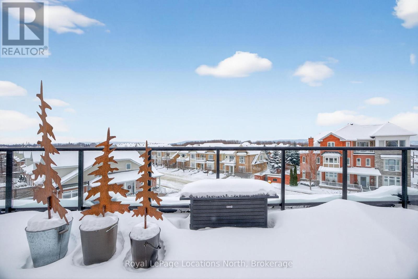 












4 HURONIC COURT

,
Collingwood,




Ontario
L9Y5L6

