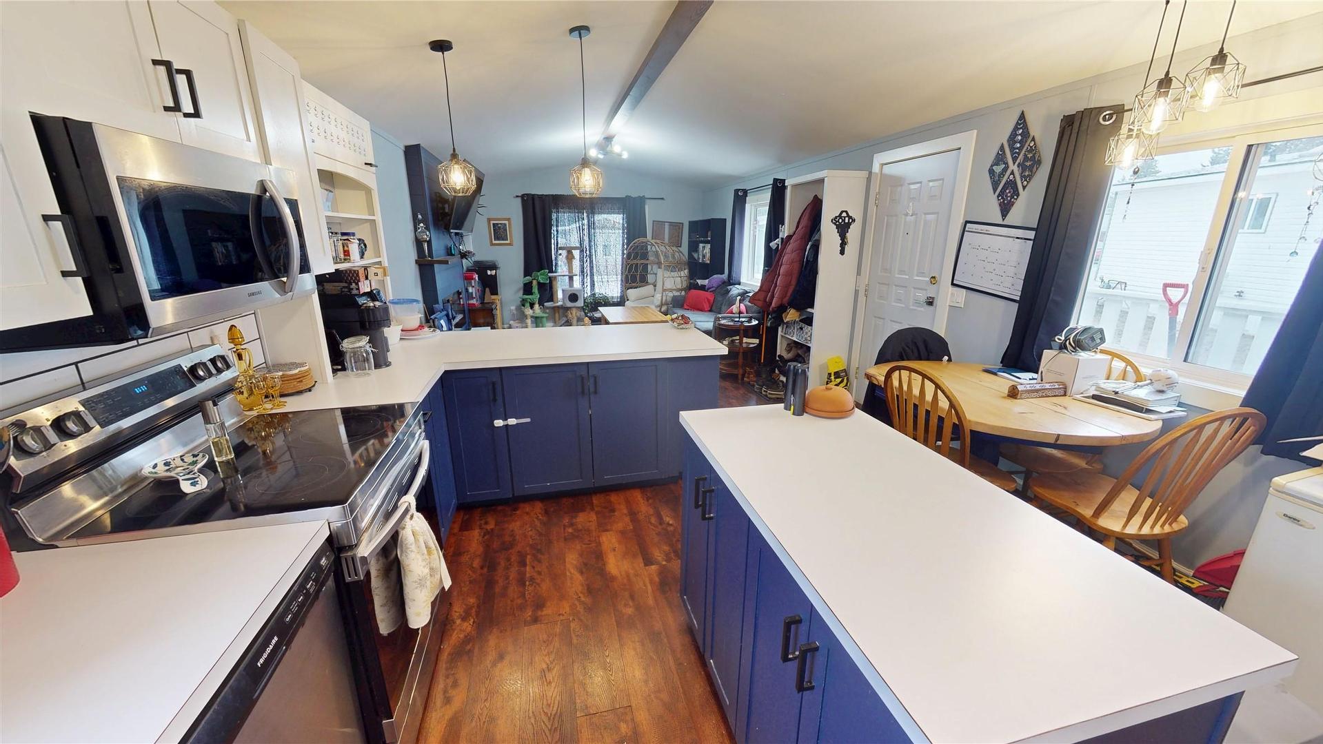 









2321


Industrial Road 2

, 44,
Cranbrook,




BC
V1C 6H3

