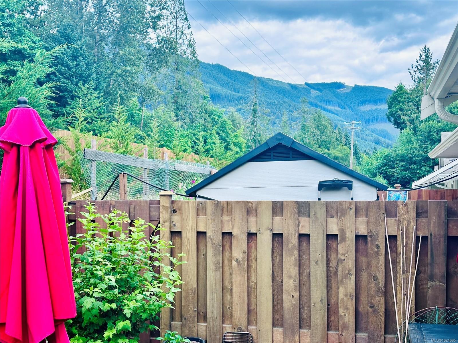 









300


Grosskleg

Way, 54,
Lake Cowichan,




BC
V0R 2G1

