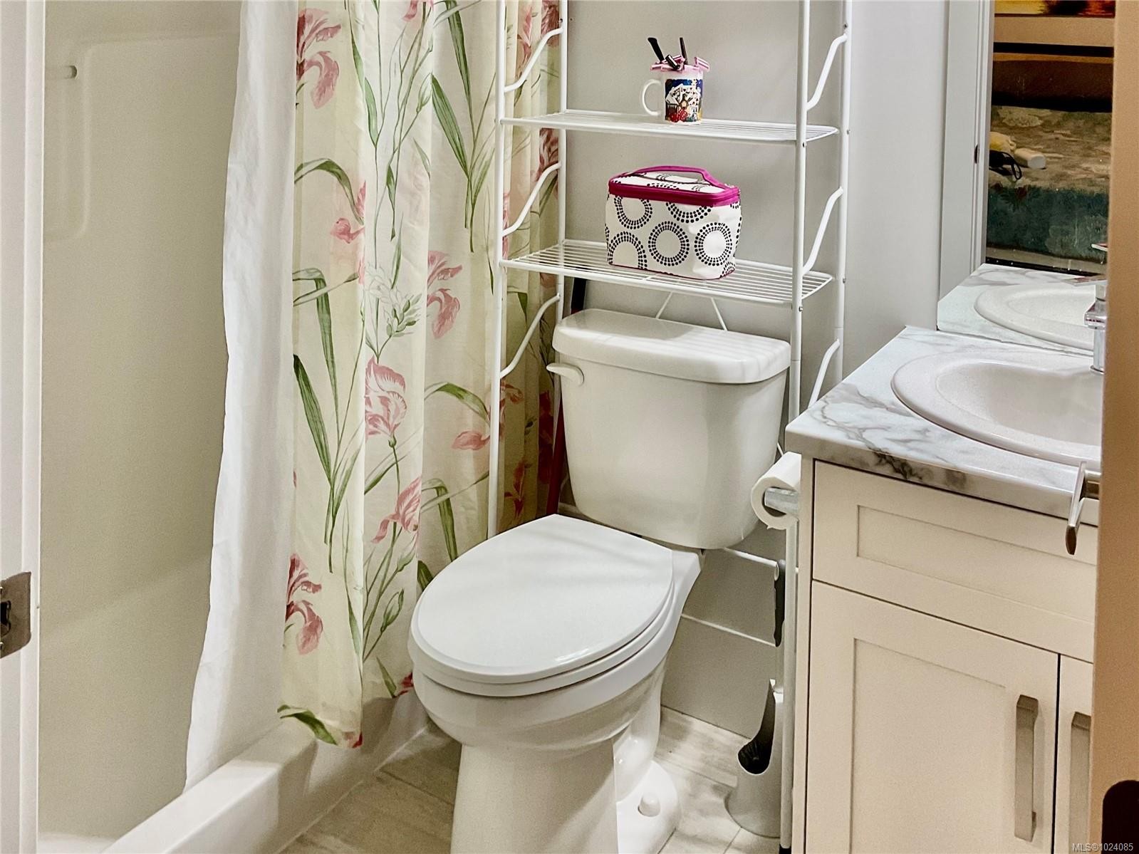 









300


Grosskleg

Way, 54,
Lake Cowichan,




BC
V0R 2G1

