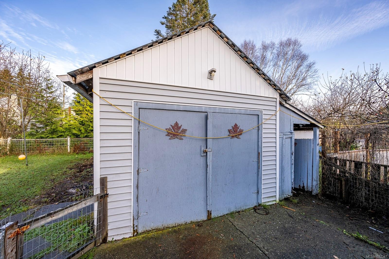









2114


McKenzie

Ave,
Comox,




BC
V9M 1M7

