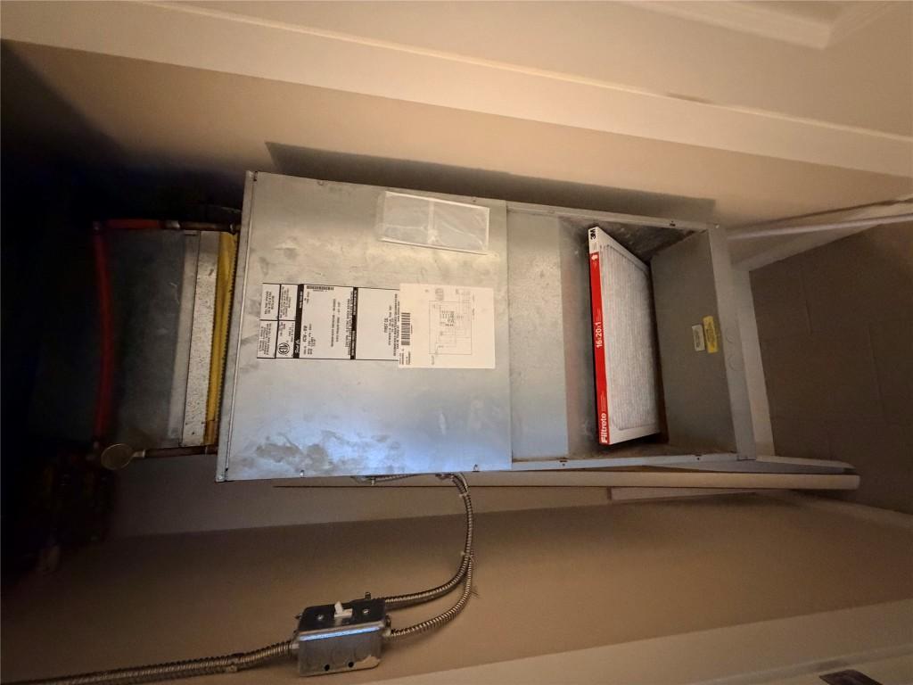 









3833


Brown

Road, 1211,
West Kelowna,




BC
V4T 2J3

