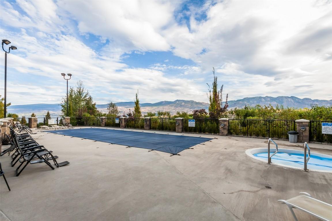 









3833


Brown

Road, 1211,
West Kelowna,




BC
V4T 2J3

