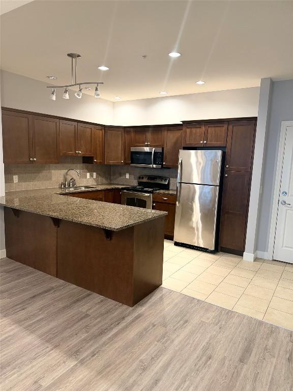 









3833


Brown

Road, 1211,
West Kelowna,




BC
V4T 2J3

