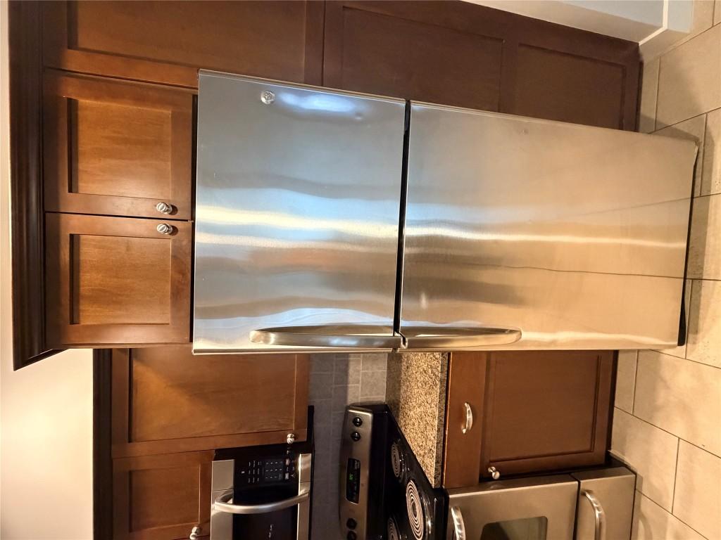 









3833


Brown

Road, 1211,
West Kelowna,




BC
V4T 2J3

