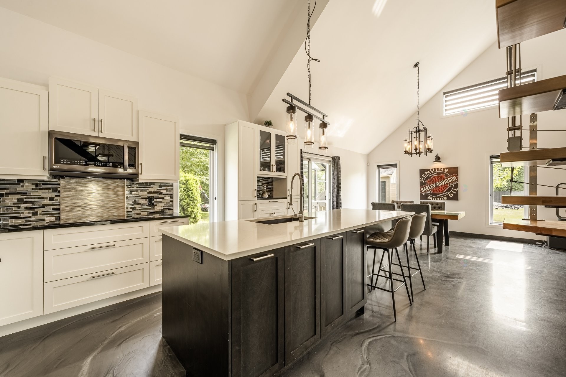 









470


Rue Arthur-Priem

,
Saint-Roch-de-Richelieu,




QC
J0L2M0

