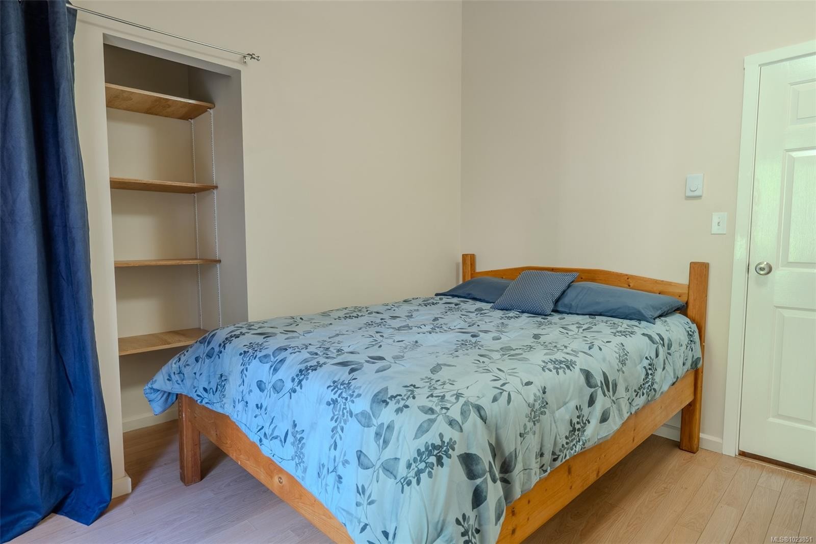 









121


Thomas

Rd,
Salt Spring,




BC
V8K 1R2

