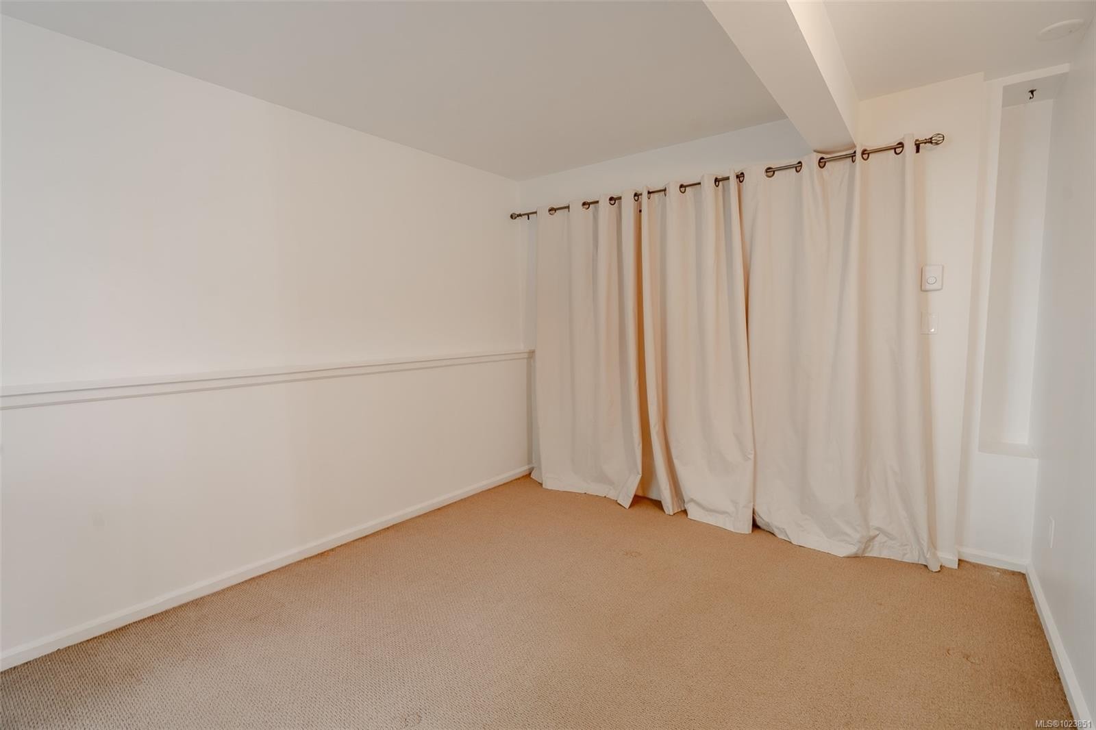 









121


Thomas

Rd,
Salt Spring,




BC
V8K 1R2

