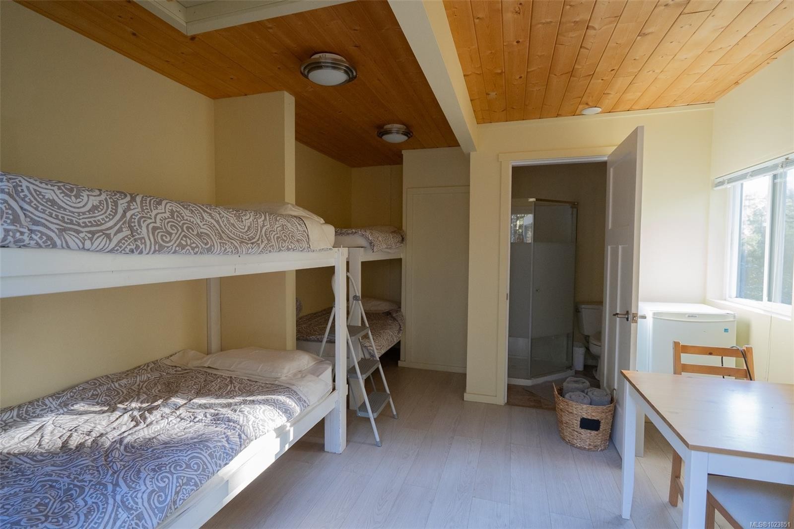 









121


Thomas

Rd,
Salt Spring,




BC
V8K 1R2

