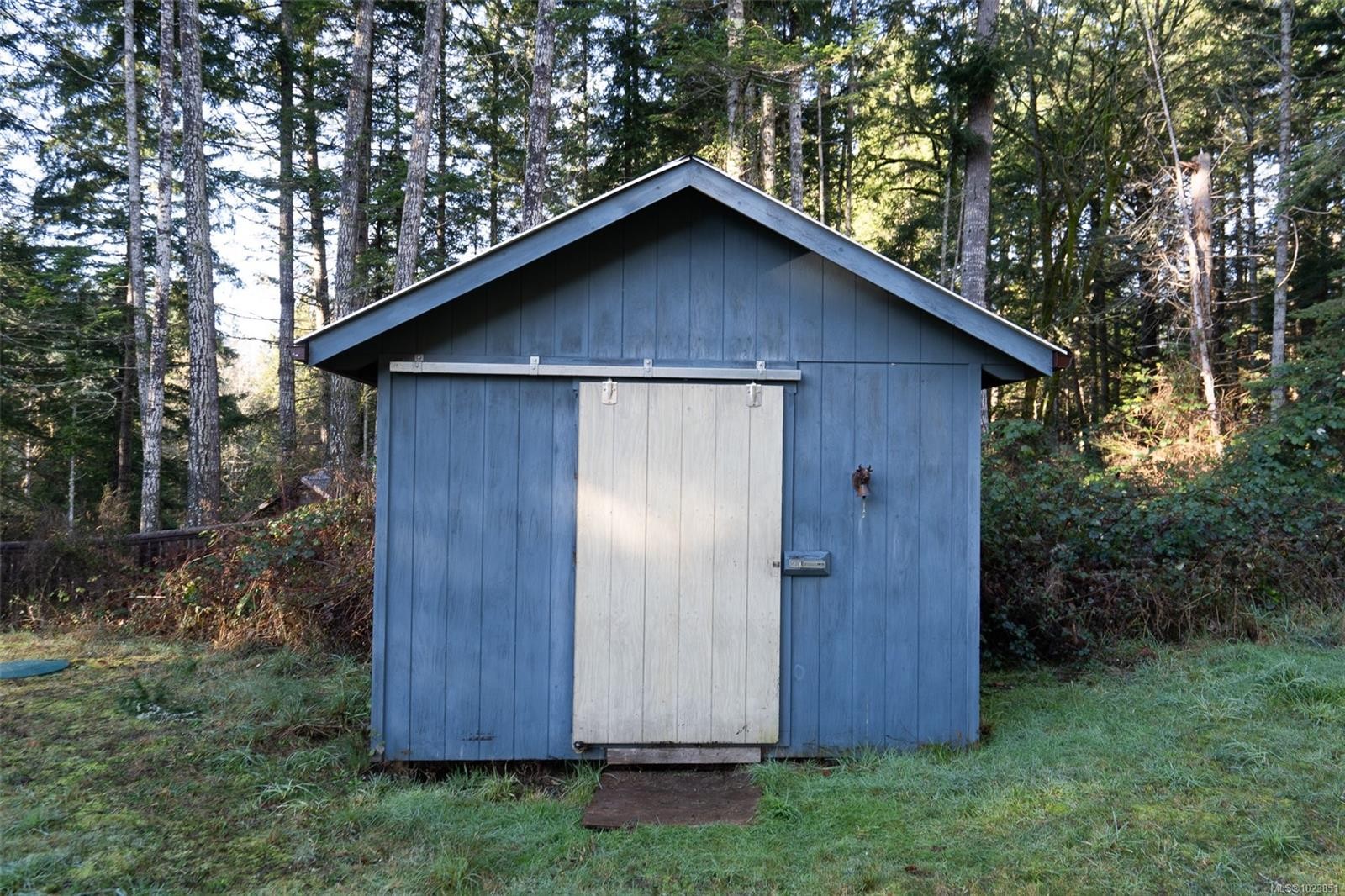 









121


Thomas

Rd,
Salt Spring,




BC
V8K 1R2

