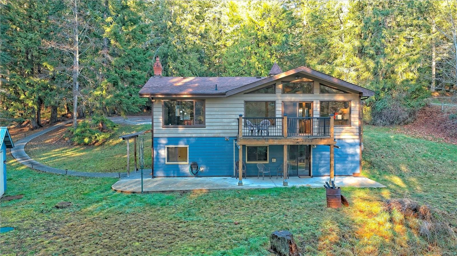 









121


Thomas

Rd,
Salt Spring,




BC
V8K 1R2


