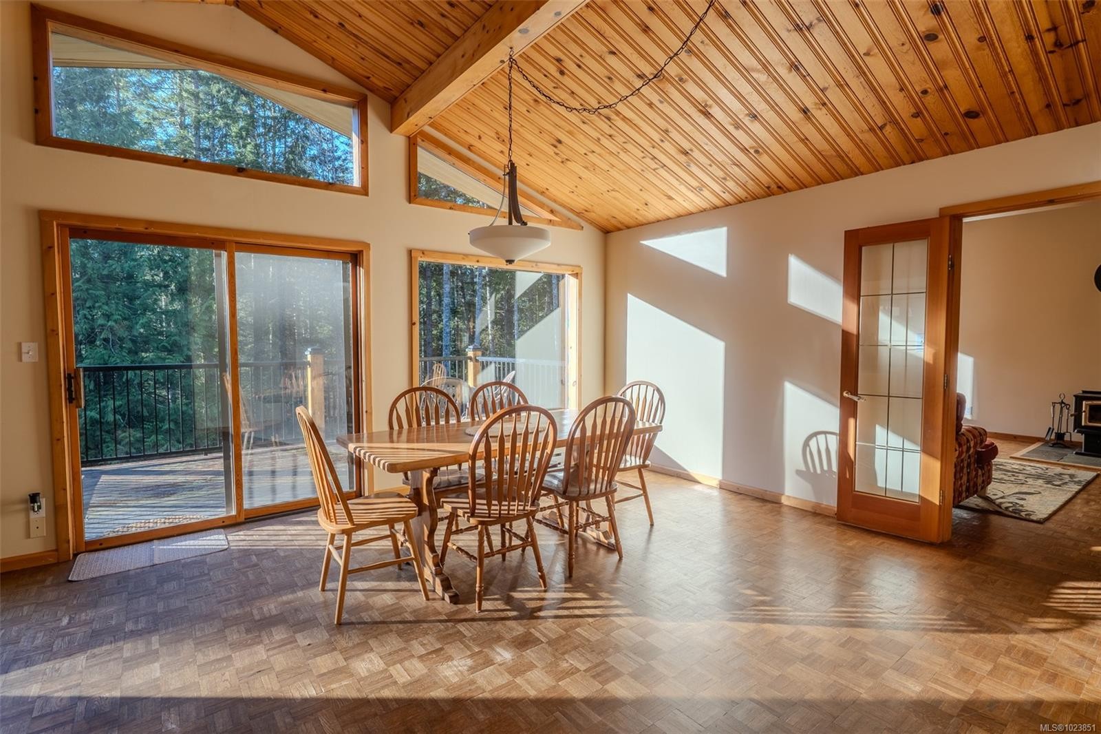 









121


Thomas

Rd,
Salt Spring,




BC
V8K 1R2

