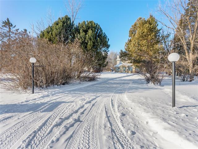 









37


MCIVOR

LANE,
St Andrews,




MB
R1A 2A7

