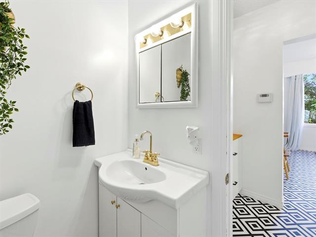 









37


MCIVOR

LANE,
St Andrews,




MB
R1A 2A7

